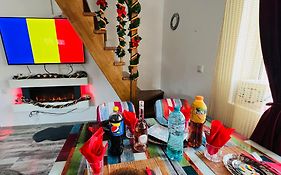 Zizi'S House Garii